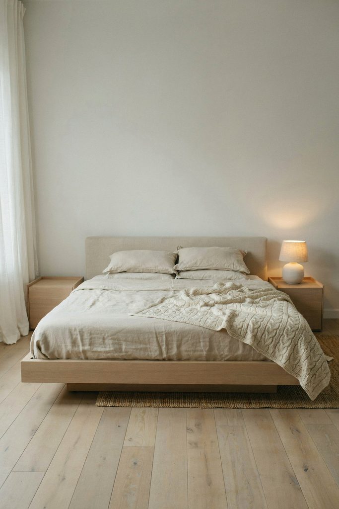 How to Create a Minimalist Home That Still Feels Warm